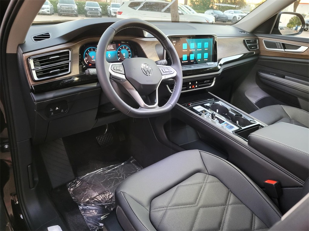 new 2026 Volkswagen Atlas car, priced at $43,685