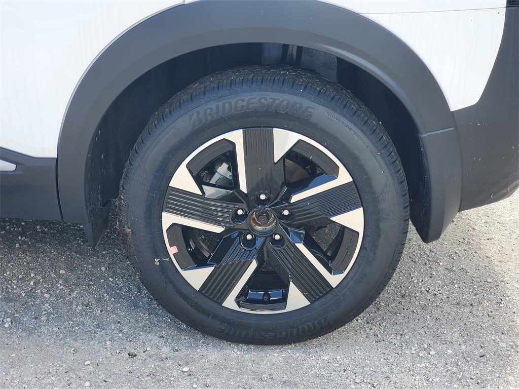 new 2025 Nissan Kicks car, priced at $24,171