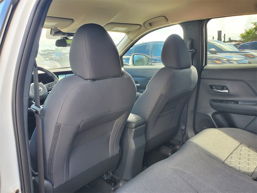 new 2025 Nissan Kicks car, priced at $24,171