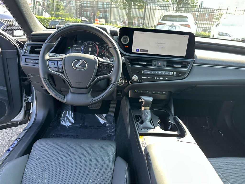 used 2025 Lexus ES car, priced at $51,995