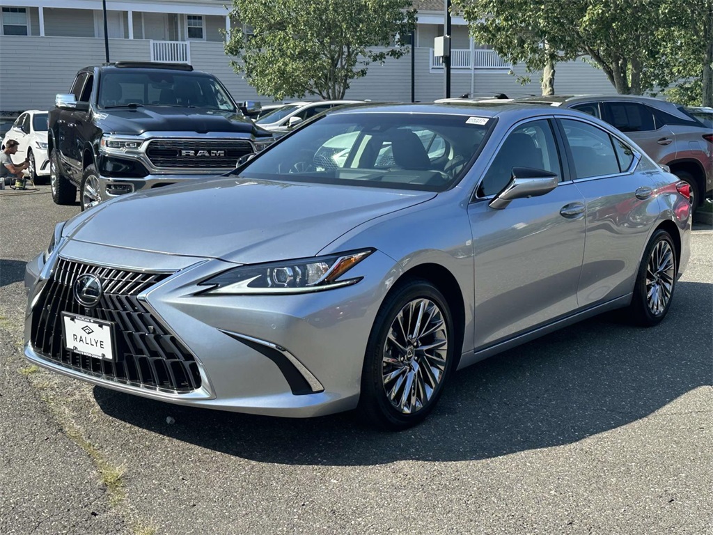 used 2025 Lexus ES car, priced at $51,995