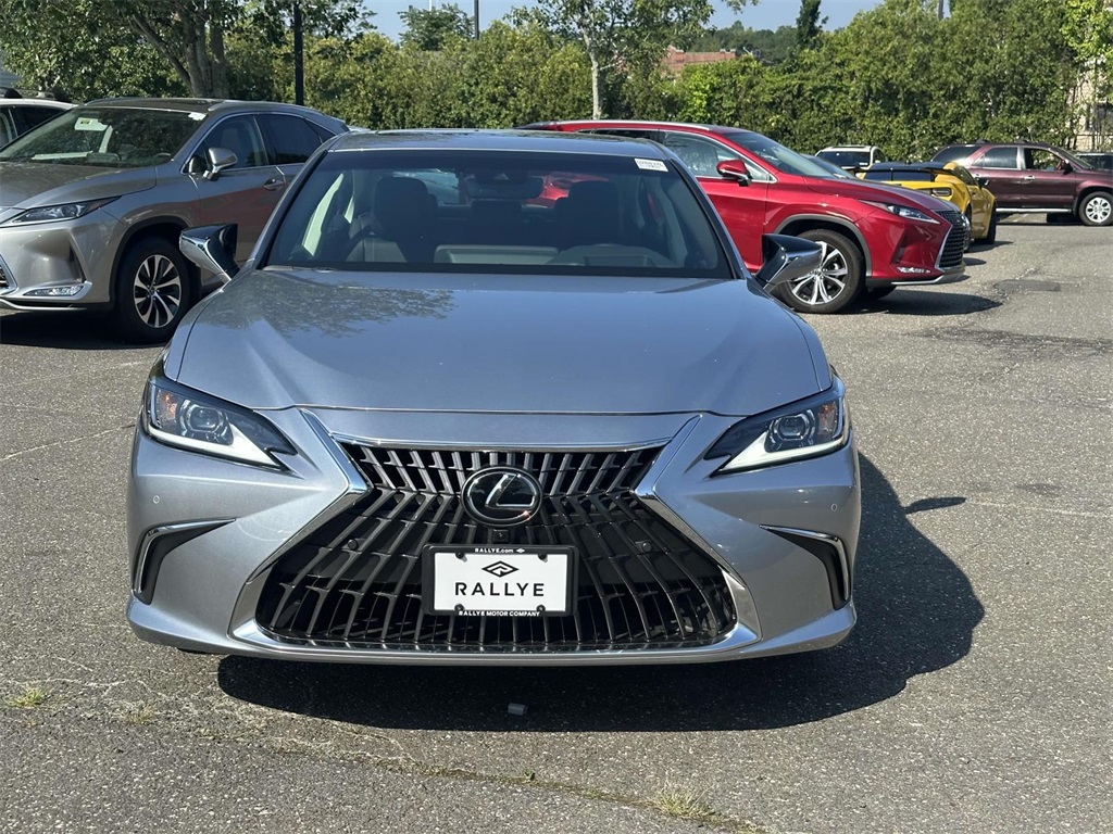 used 2025 Lexus ES car, priced at $51,995