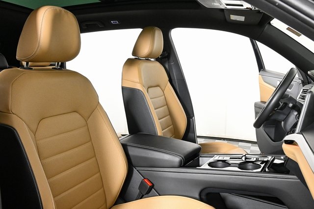 used 2024 Volkswagen Atlas Cross Sport car, priced at $37,900