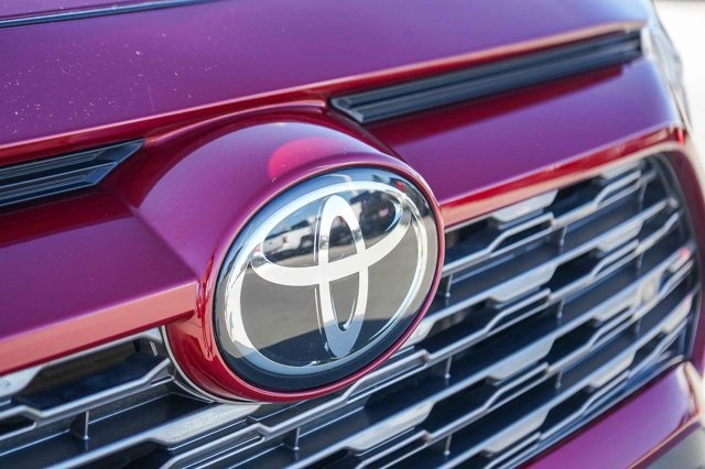 used 2020 Toyota RAV4 car, priced at $24,692