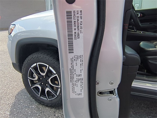 used 2024 Jeep Compass car, priced at $23,511