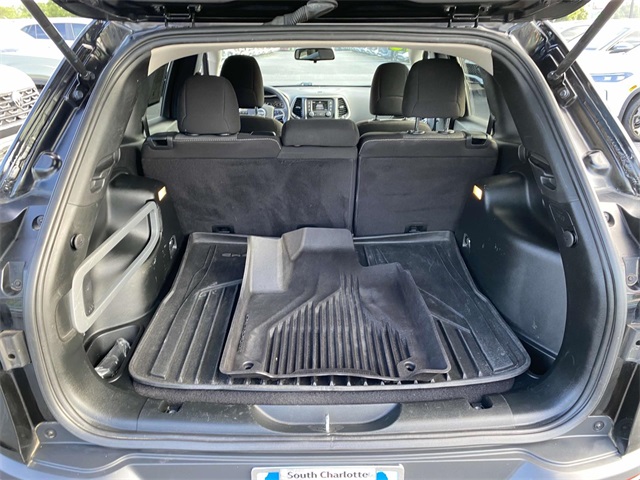 used 2018 Jeep Cherokee car, priced at $14,900