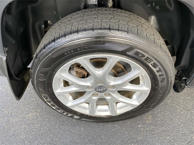 used 2018 Jeep Cherokee car, priced at $14,900