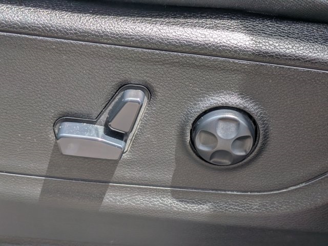 used 2021 Ram 1500 car, priced at $33,174