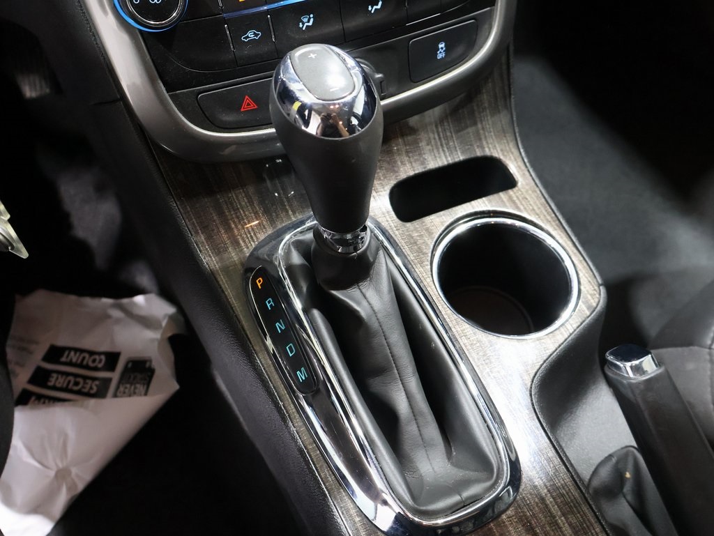used 2015 Chevrolet Malibu car, priced at $10,000