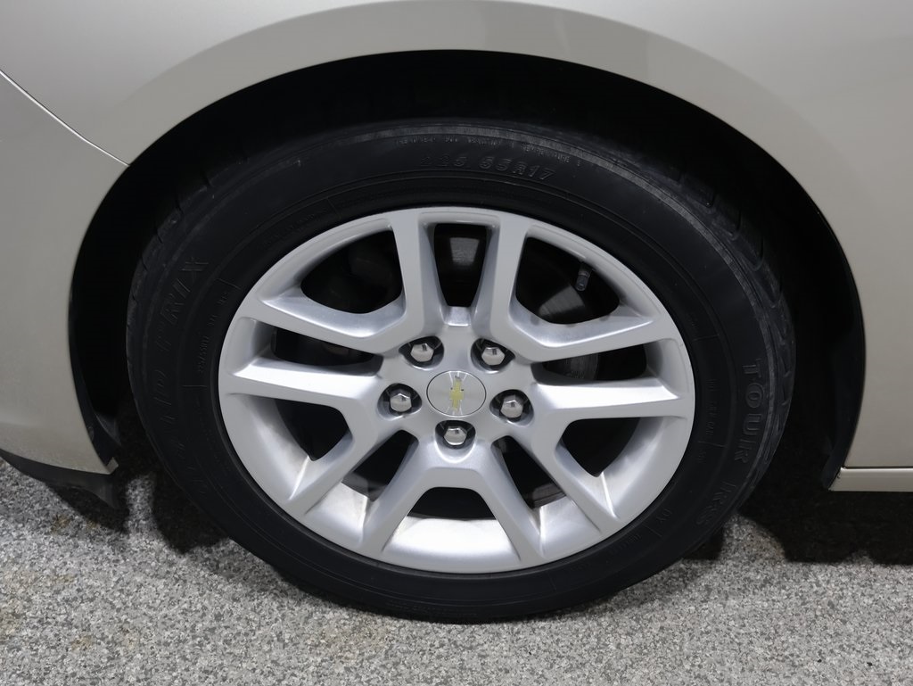 used 2015 Chevrolet Malibu car, priced at $10,000