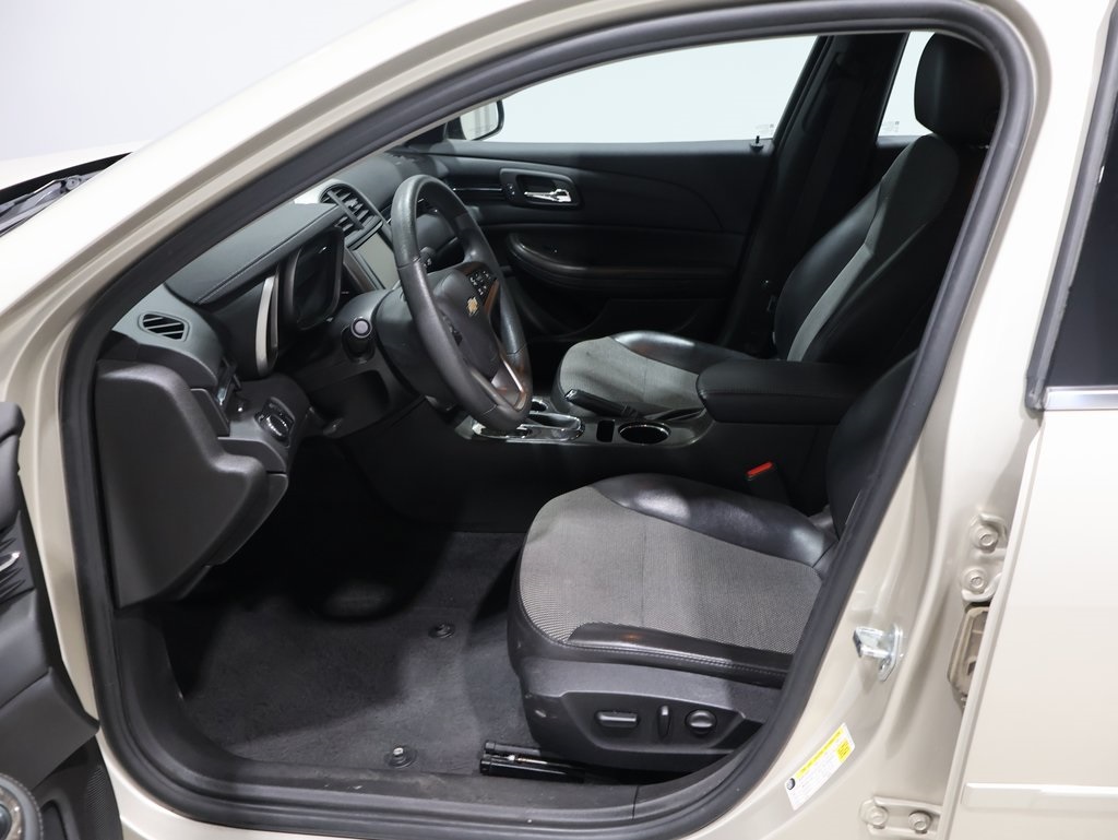 used 2015 Chevrolet Malibu car, priced at $10,000