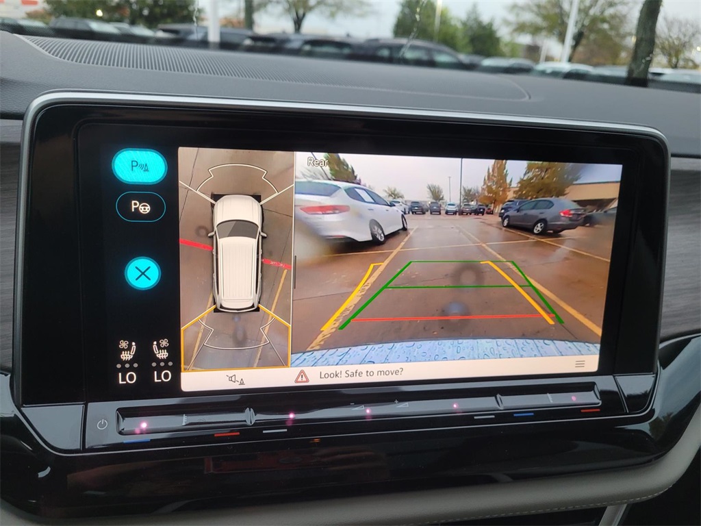 new 2026 Volkswagen Atlas car, priced at $52,618