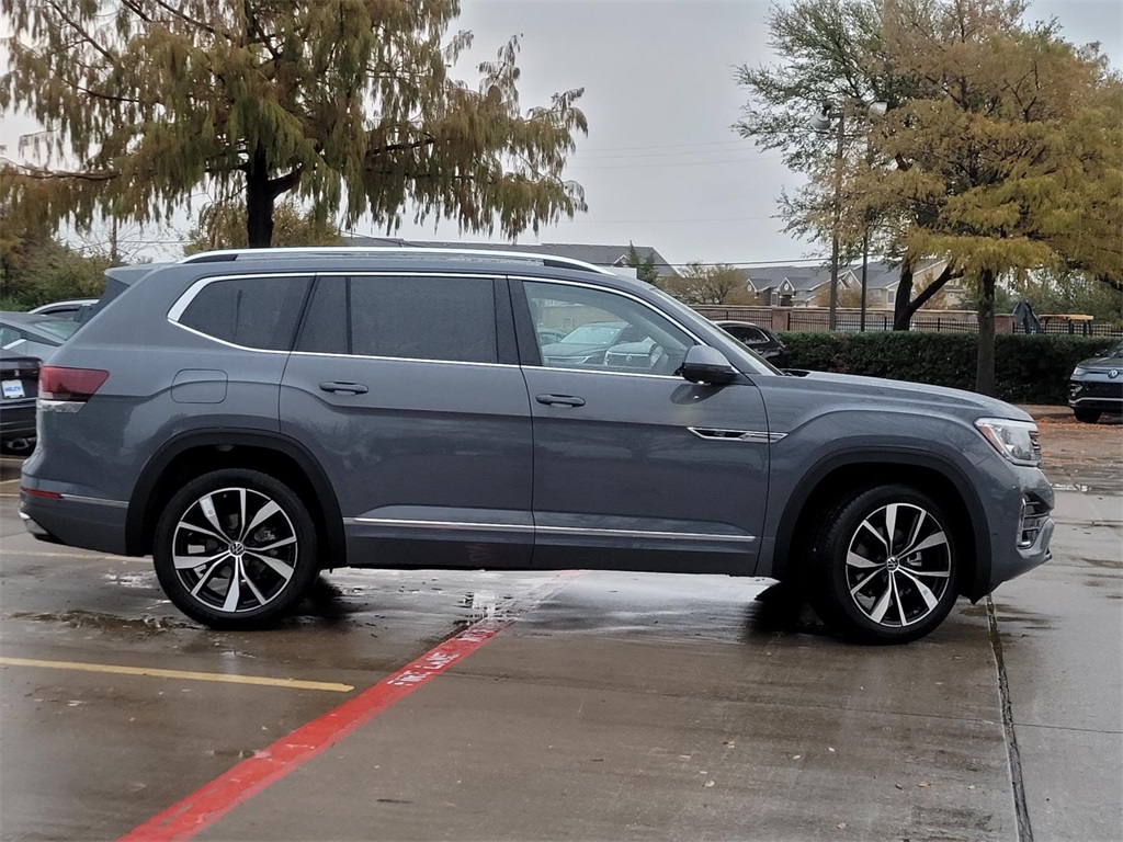 new 2026 Volkswagen Atlas car, priced at $52,618