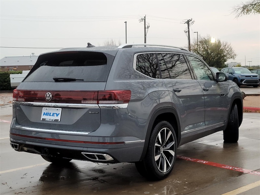 new 2026 Volkswagen Atlas car, priced at $52,618