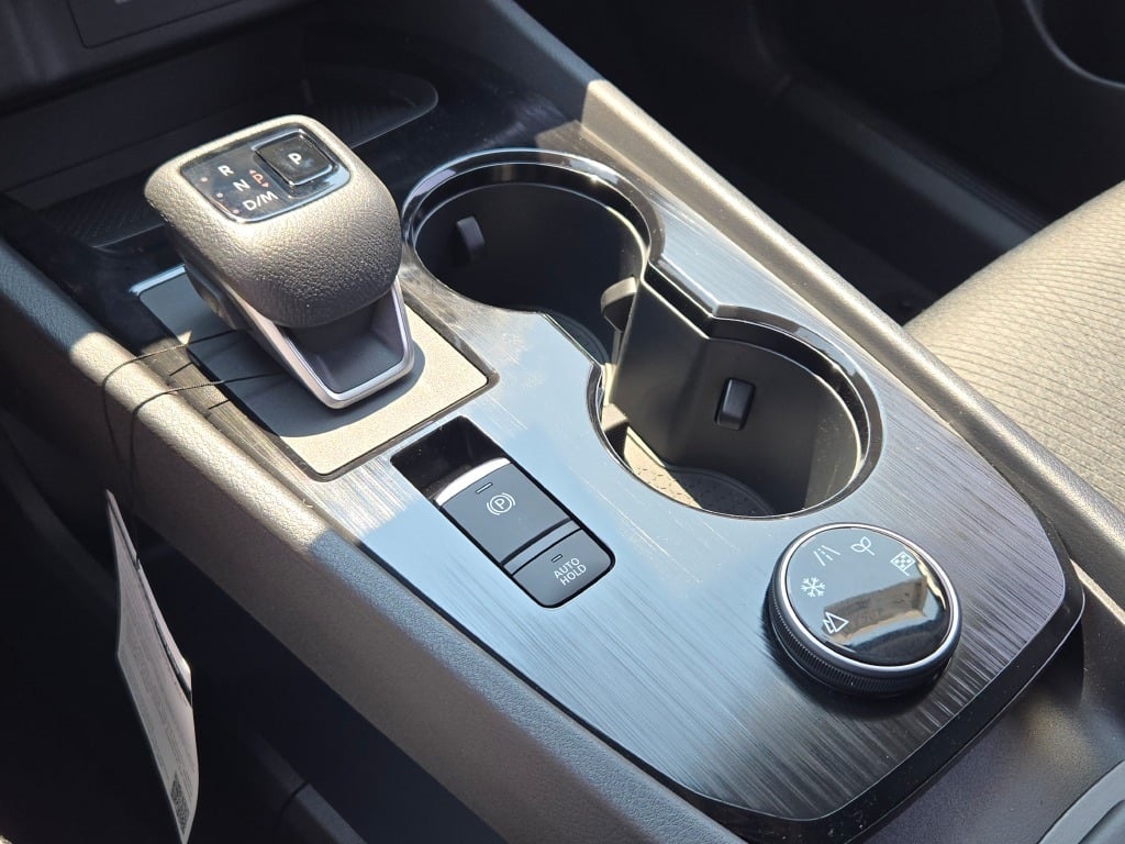new 2025 Nissan Rogue car, priced at $33,385