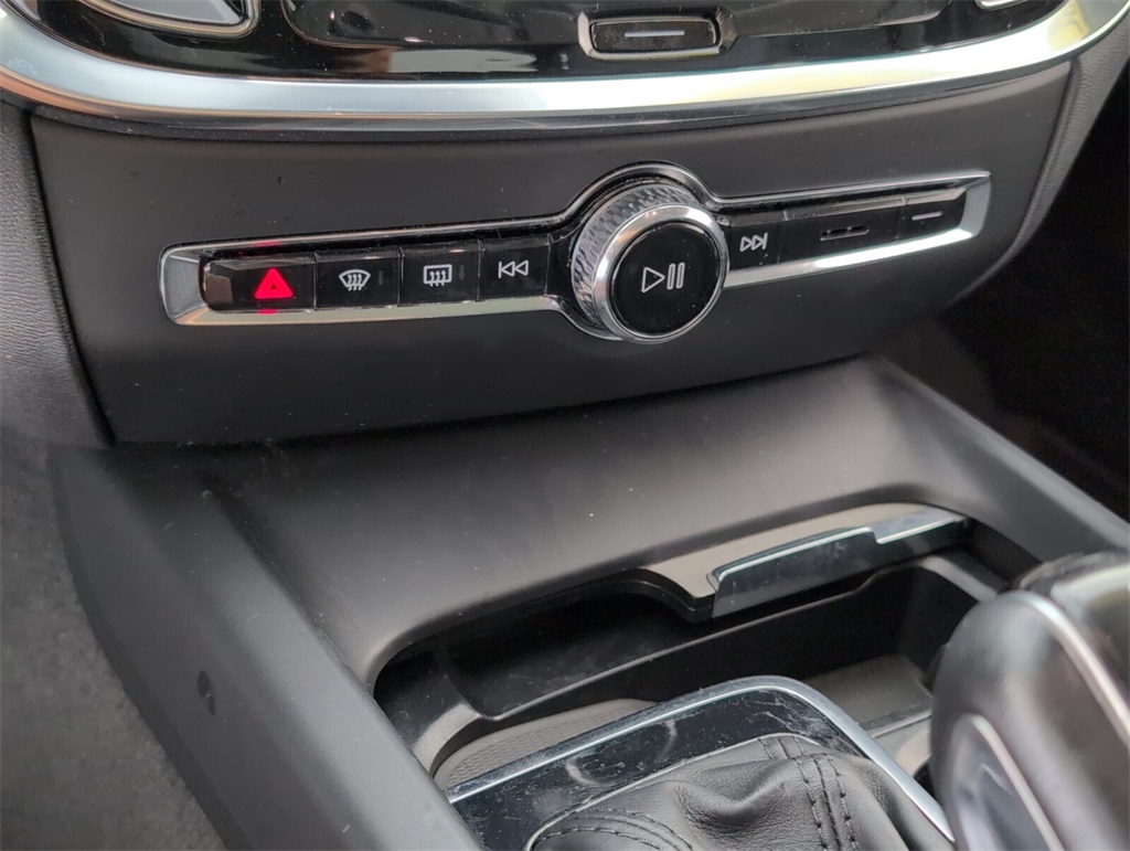 used 2021 Volvo V60 Cross Country car, priced at $28,500
