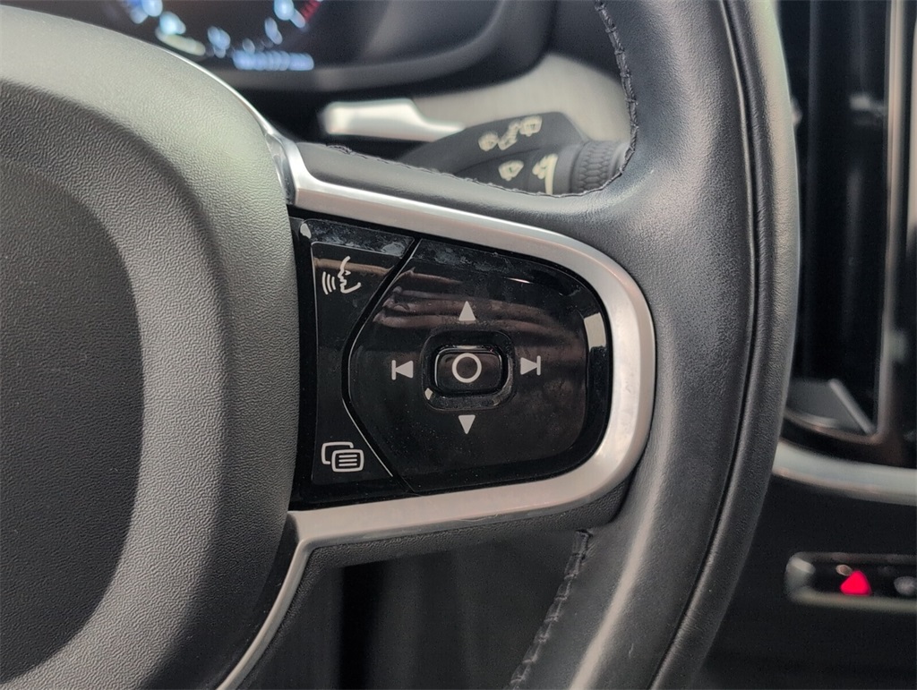 used 2021 Volvo V60 Cross Country car, priced at $28,500