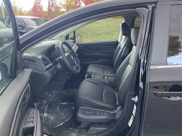 new 2026 Honda Odyssey car, priced at $42,076
