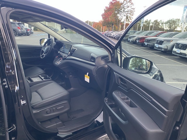 new 2026 Honda Odyssey car, priced at $42,076