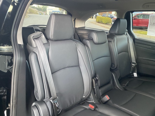 new 2026 Honda Odyssey car, priced at $42,076