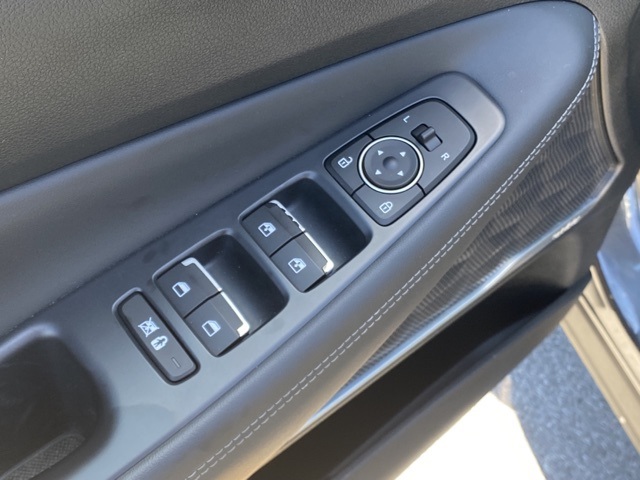 used 2020 Hyundai Santa Fe car, priced at $19,461