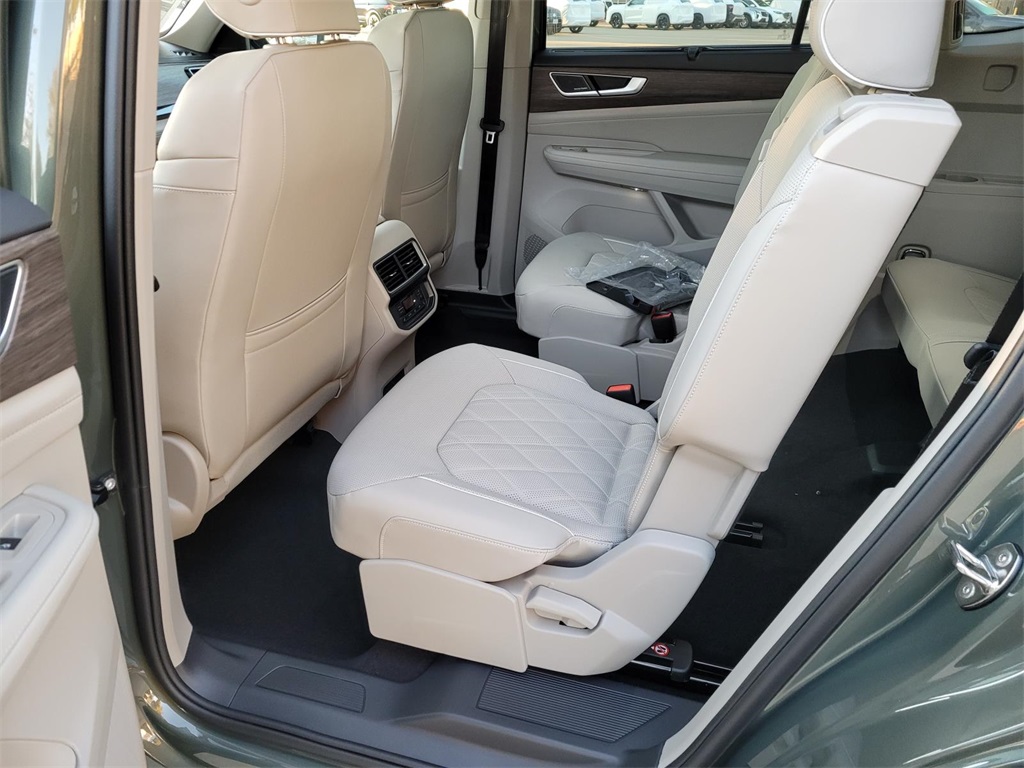 new 2026 Volkswagen Atlas car, priced at $52,779