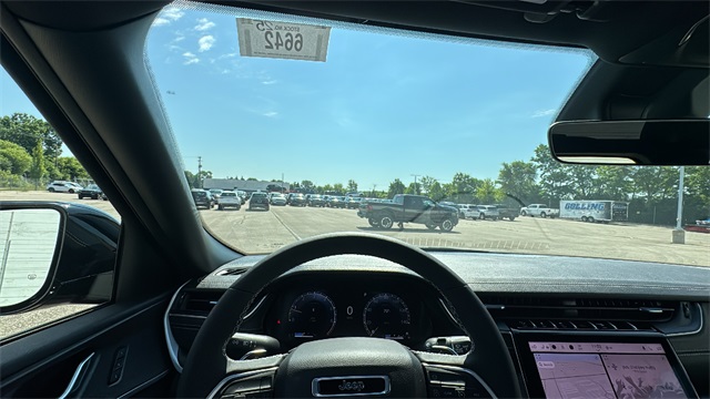 new 2025 Jeep Grand Cherokee car, priced at $45,025