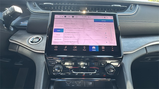 new 2025 Jeep Grand Cherokee car, priced at $45,025