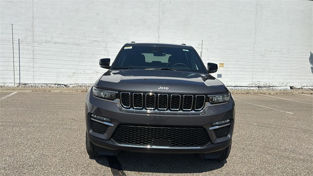 new 2025 Jeep Grand Cherokee car, priced at $45,025