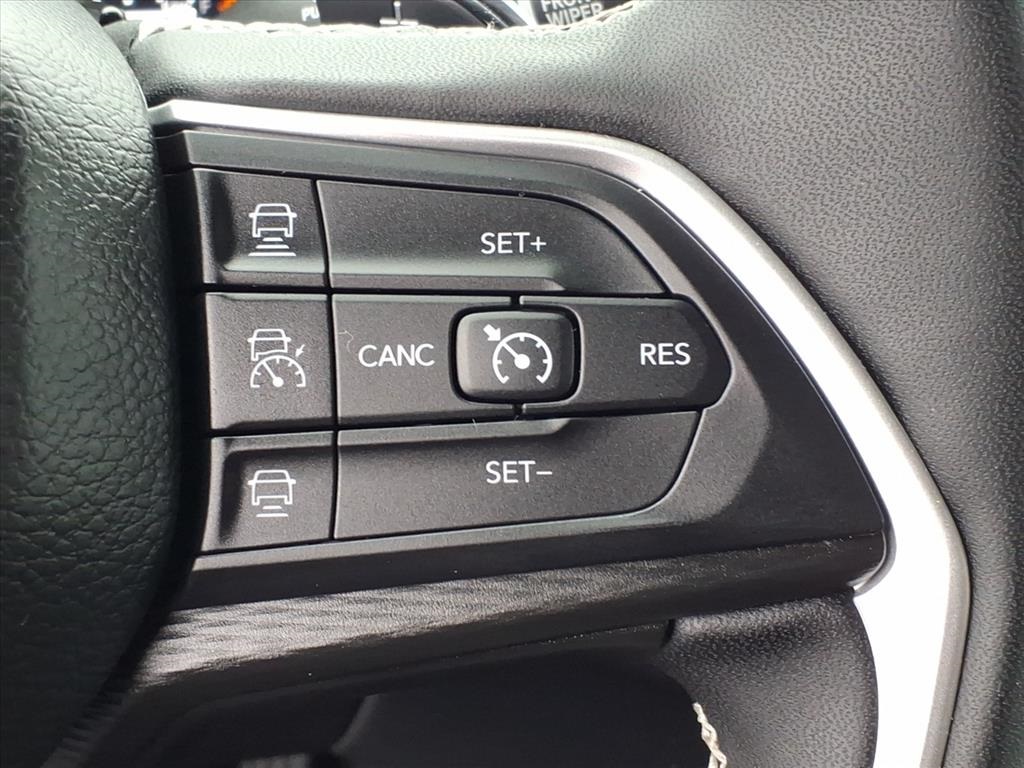 used 2024 Jeep Grand Cherokee car, priced at $30,900