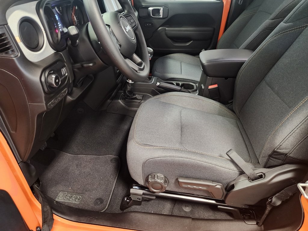 new 2025 Jeep Wrangler car, priced at $32,499