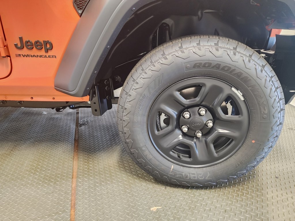 new 2025 Jeep Wrangler car, priced at $32,499