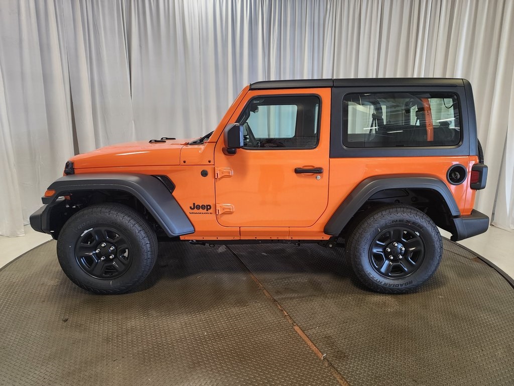 new 2025 Jeep Wrangler car, priced at $32,499