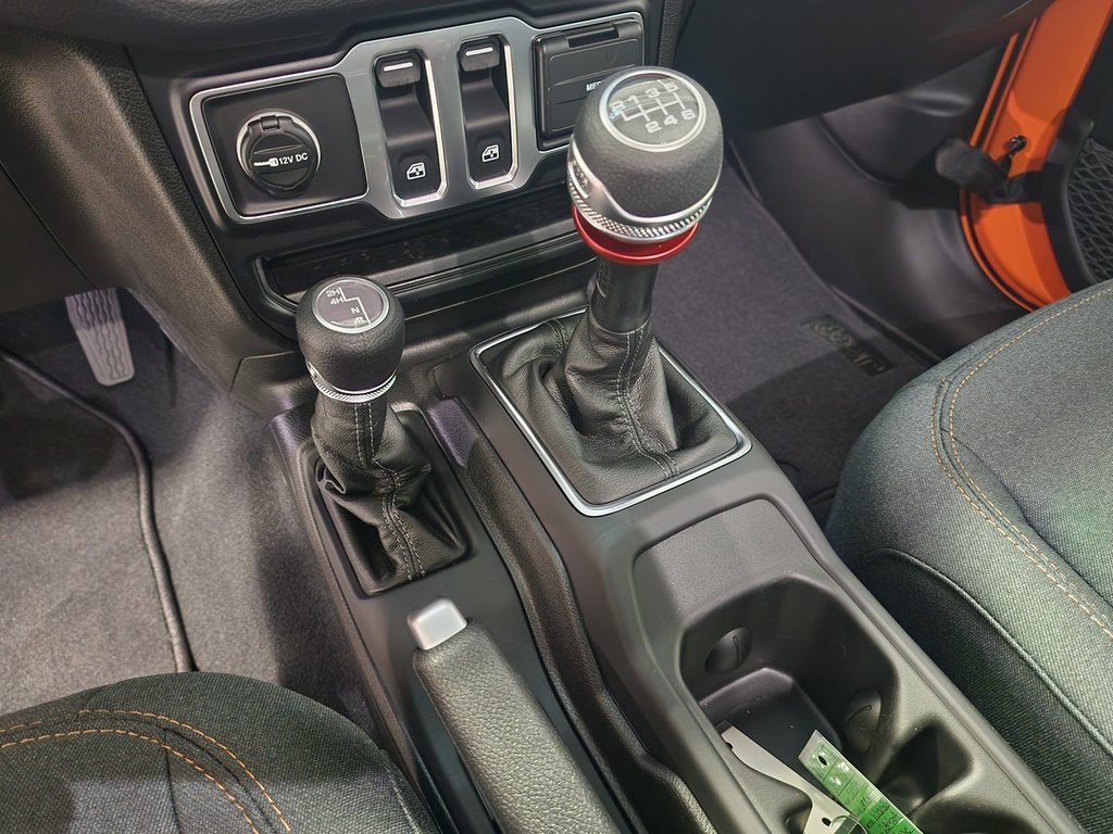 new 2025 Jeep Wrangler car, priced at $32,499