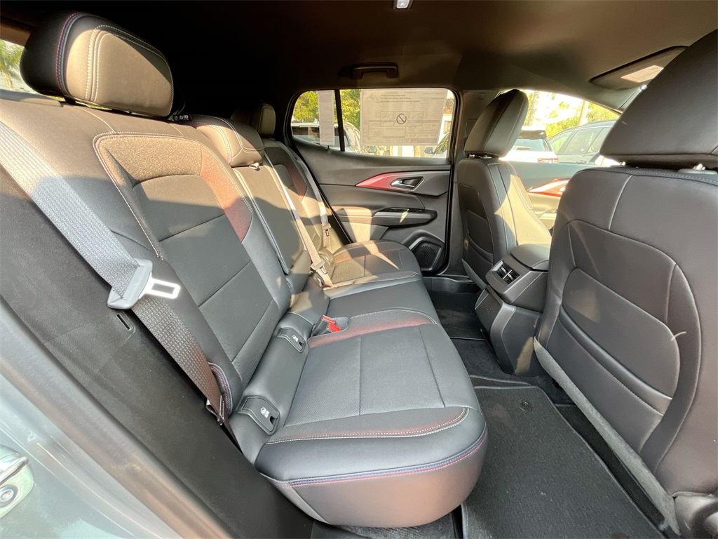 new 2025 Chevrolet Equinox EV car, priced at $40,113