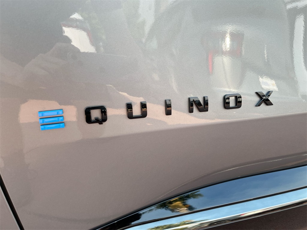 new 2025 Chevrolet Equinox EV car, priced at $40,113