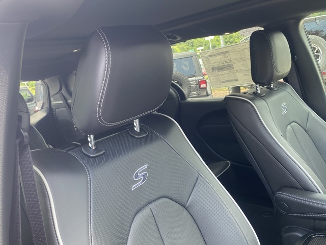 new 2025 Chrysler Pacifica car, priced at $48,778