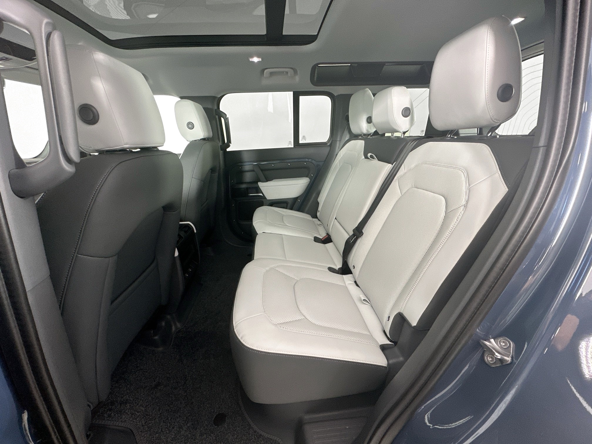 new 2025 Land Rover Defender 110 car, priced at $76,373