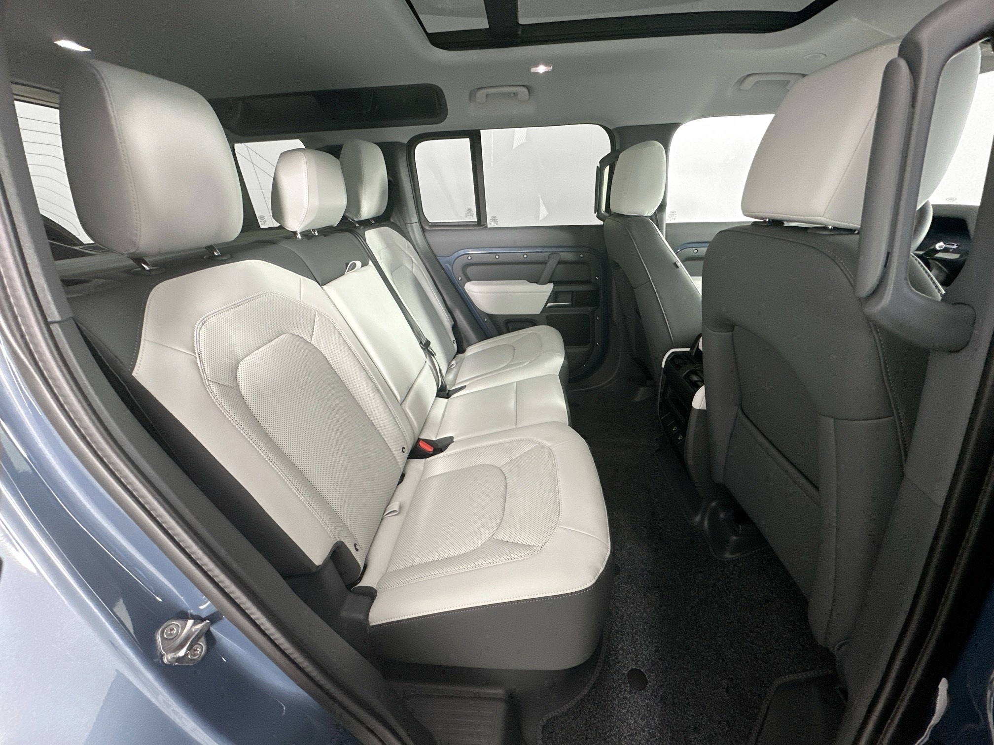 new 2025 Land Rover Defender 110 car, priced at $76,373