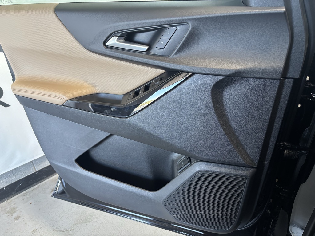 new 2026 Chevrolet Equinox car, priced at $34,465