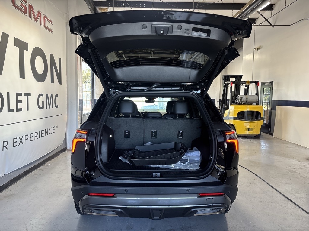 new 2026 Chevrolet Equinox car, priced at $34,465
