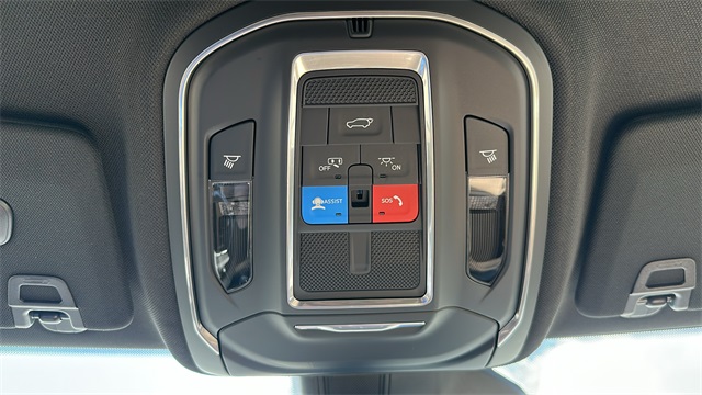 new 2025 Jeep Grand Cherokee car, priced at $44,494
