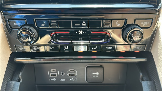 new 2025 Jeep Grand Cherokee car, priced at $44,494