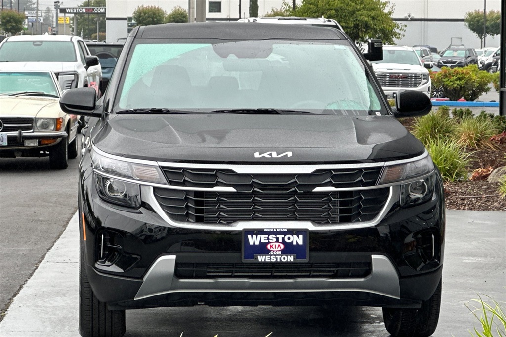 used 2025 Kia Seltos car, priced at $24,947