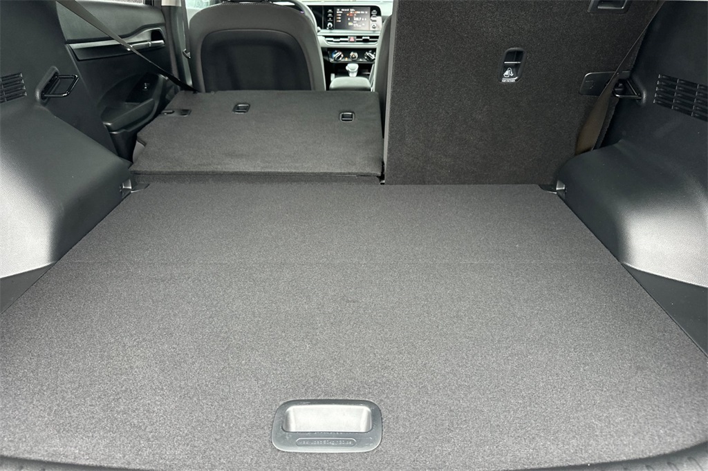 used 2025 Kia Seltos car, priced at $24,947