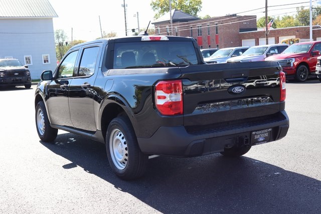 new 2025 Ford Maverick car, priced at $31,743