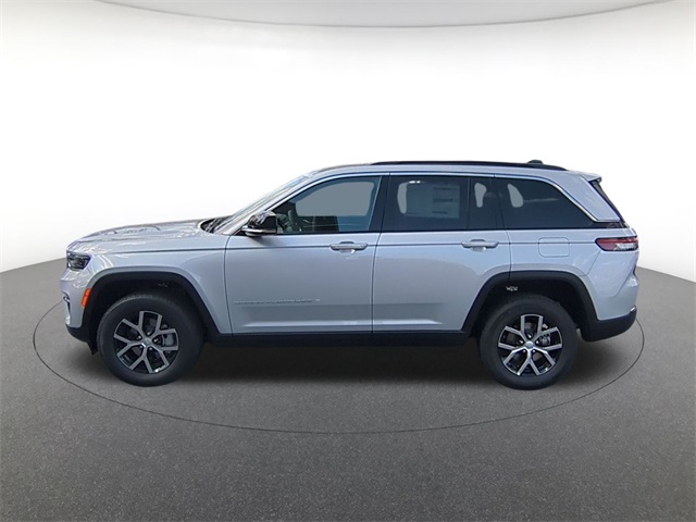 new 2025 Jeep Grand Cherokee car, priced at $40,195