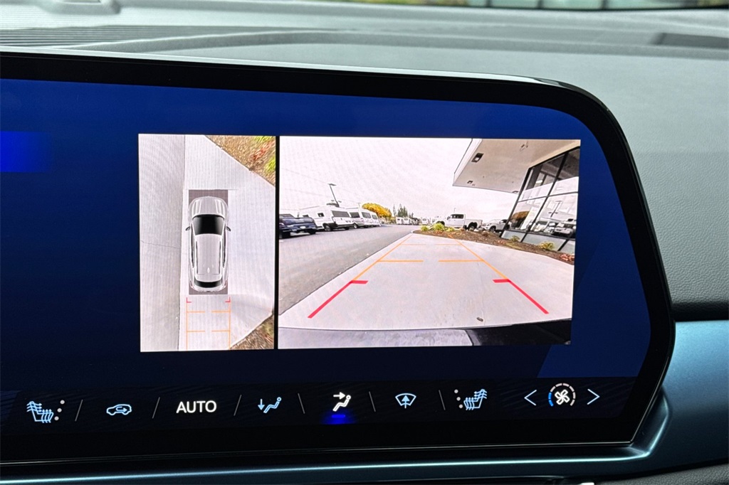 used 2025 Chevrolet Equinox EV car, priced at $26,918