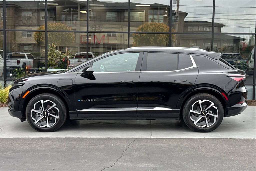 used 2025 Chevrolet Equinox EV car, priced at $26,918