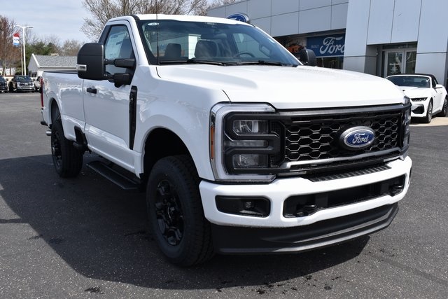new 2025 Ford F-350SD car, priced at $55,405